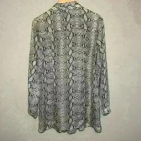 Soft Surroundings Button Front Semi Sheer Snake Blouse Women Medium Long Sleeve - Picture 5 of 5